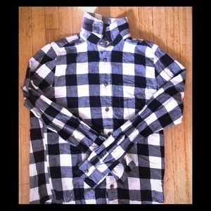 Men’s Who A U shirt